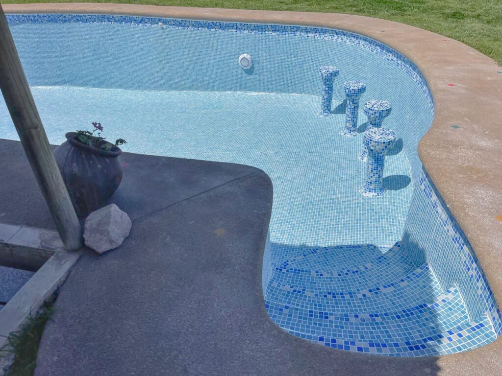 installation-mosaic-coating2-piscinas-miami